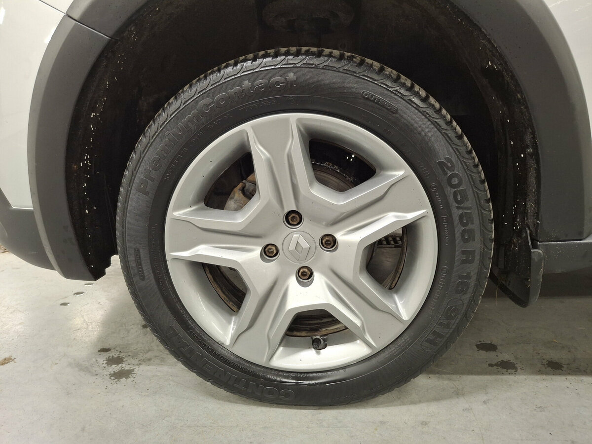 Renault Logan с пробегом — 2020 год. Фото: #17